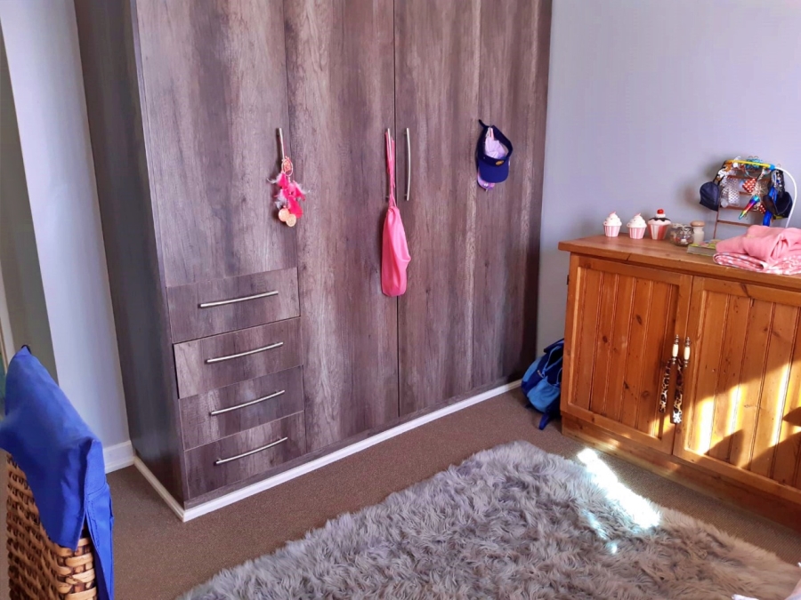To Let 3 Bedroom Property for Rent in Hillside Free State